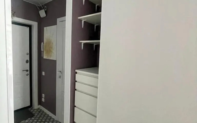 Na Bulvare Aleksandra Grina 2k1 Apartments