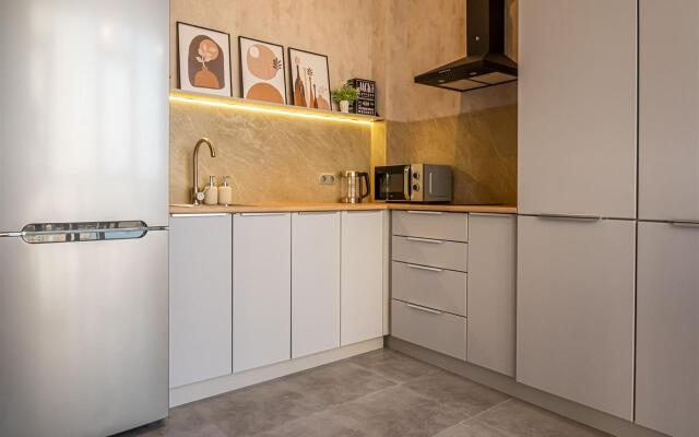 Ryadom S Parkom Pobedy Flat