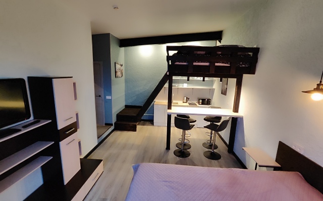 Kvartira-Studiya V Stile Loft Apartment