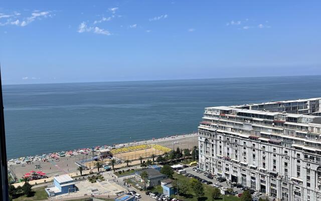 Апарт-Отель Alliance by Marriot Hotel 5* in Batumi