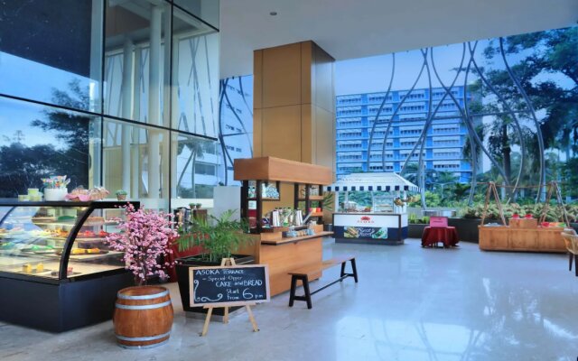 Отель ASTON Kartika Grogol Hotel & Conference Center
