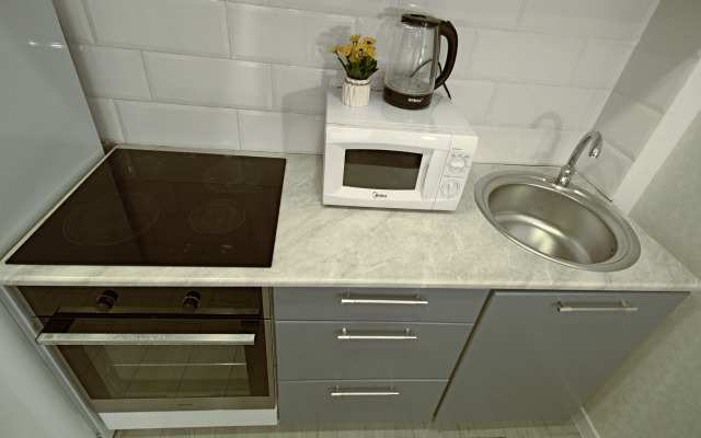 Uyutnaya Studiya Na Klenovoy Apartments