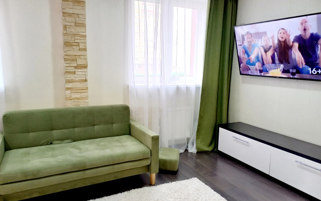 V Serdtse Vostochnogo Rayona Flat