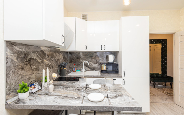 Квартира рядом с теннисным кортом и парком Сибирь House