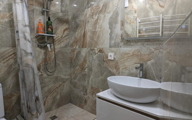 Апартаменты RentHome студия Роуз на Южном шоссе у ТЦ Амбар