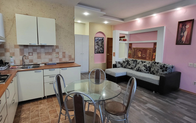 Квартира на Лево-Булачной42/2