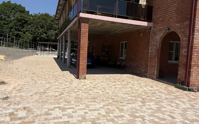 Anna Guest house