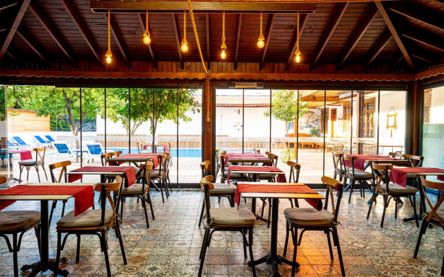 Oscar Boutique Hotel