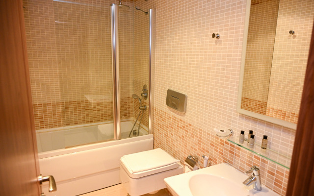 Arena Sheki Hotel