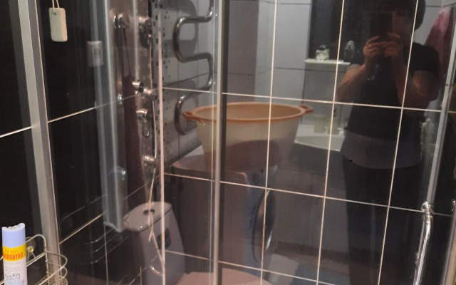 Квартира 2-х комнатная с выходом в сад