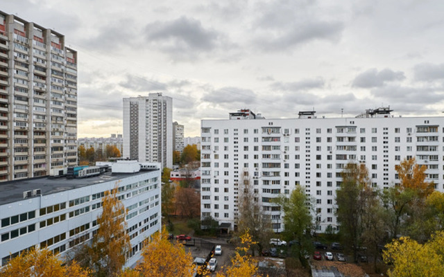 Na Sayanskoy Flat