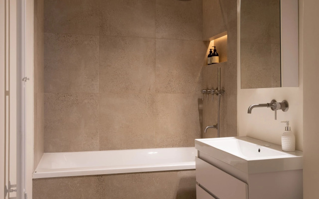 Апартаменты рядом с Никольским собором и Лермонтовским проспектом