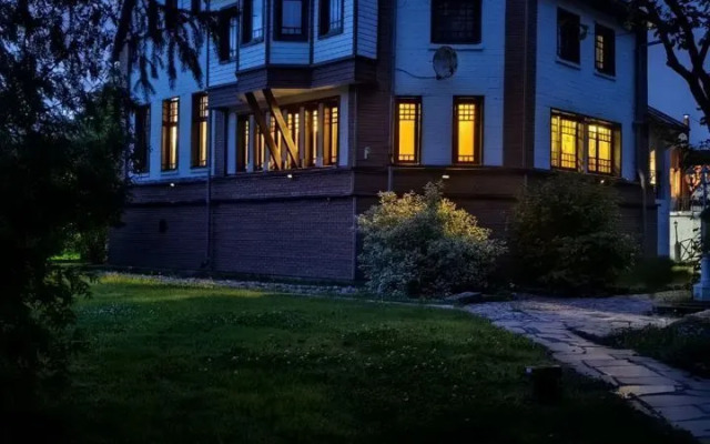 Co Svoim Bannym Kompleksom I Baccejnom Private House