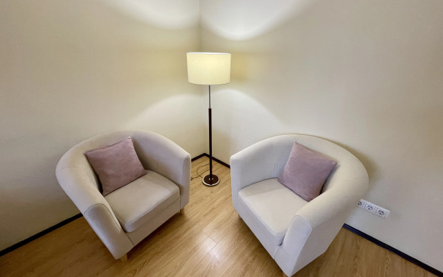 Апартаменты Авиаторов 33