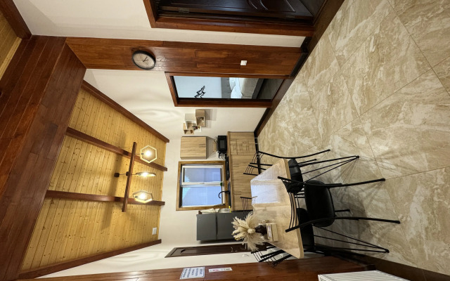 Nur House Hotel