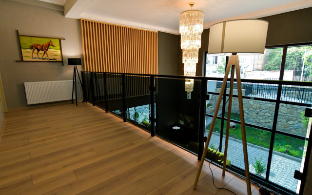 Hill Hotel Kutaisi Hotel