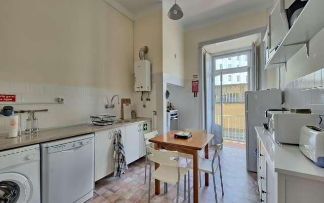 Refurbished Kings - City Center Apartments