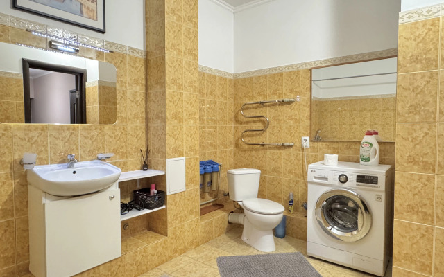 Апартаменты Большая двухкомнатная квартира