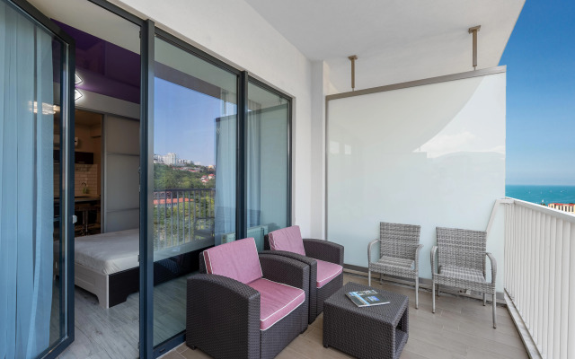 Апартаменты с Видом в ЖК Актер Гэлакси