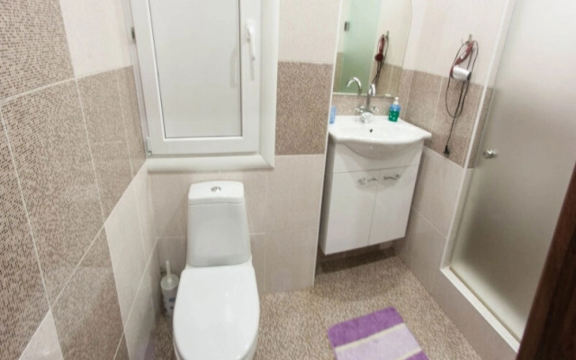 Апартаменты Хом-Сити на М. Горького 59 (96)