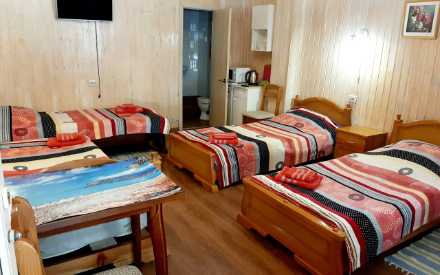 Dvorik Na Stroitele Mini Hotel