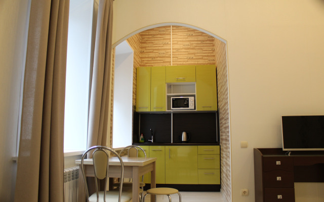 Komsomol'skaya - u Kremlya 4 Fl Apartment