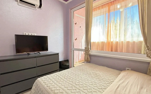 Na Tsvetochnoy 44/3 Apartments