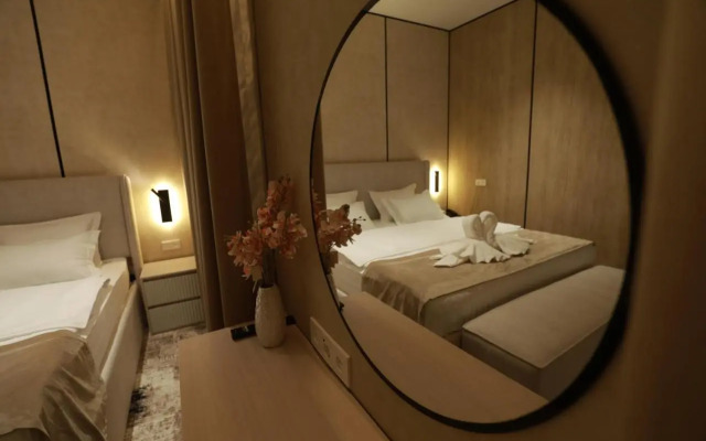 Grand Castle Hotel