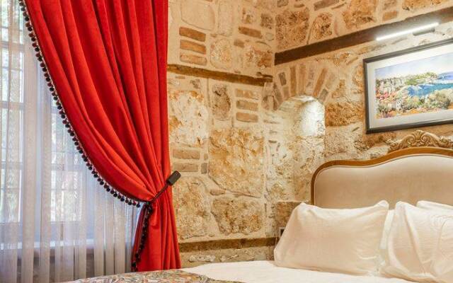 Hotel Lykia Old Town