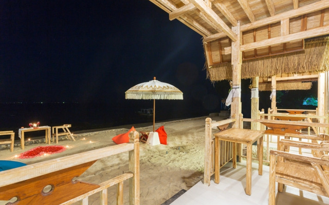 Курортный отель The Dewi Premier