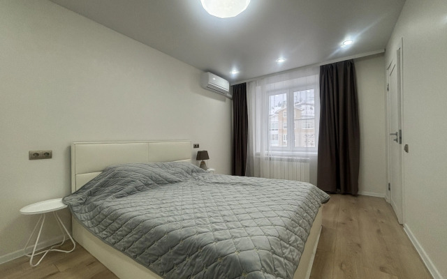 Uyutnaya na naberezhnoy Fedorovskogo do 4kh gostey Flat