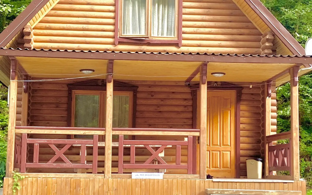 Zhoekvara Hotel
