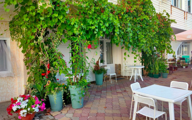 Elling Solnechniy Guest House