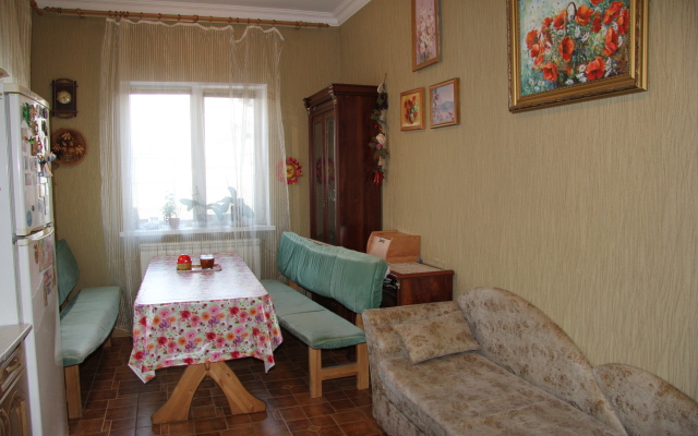 Krutoj Log Guest House