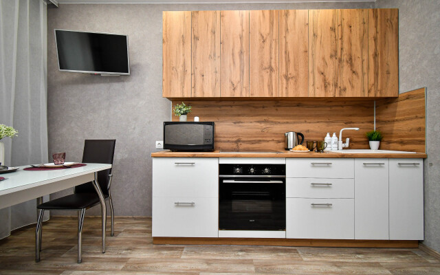 Na 9 Maya Flat