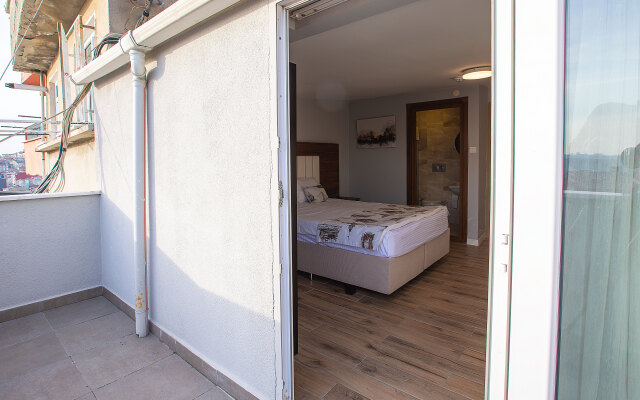 Pera Sultan Suite Hotel