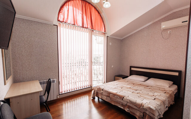 Adler Guest House