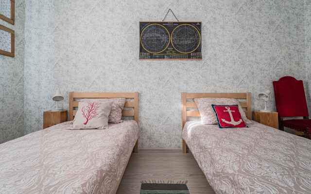 Апартаменты на пешеходной улице с 2-мя спальнями