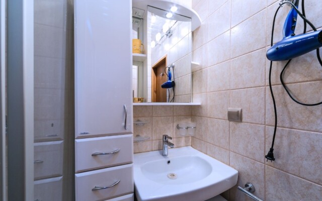 Апартаменты MaxRealty24 Марии Ульяновой 12