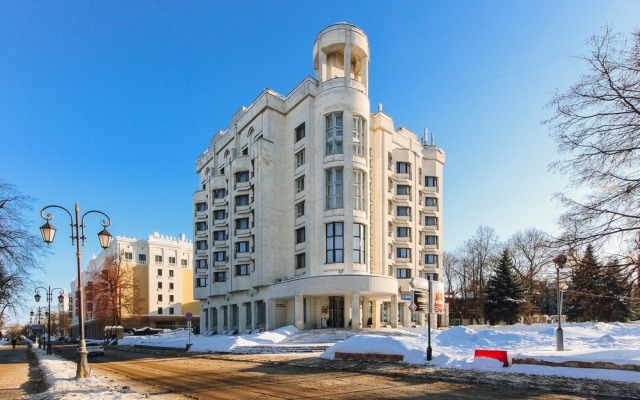 Oktyabrskaya Hotel