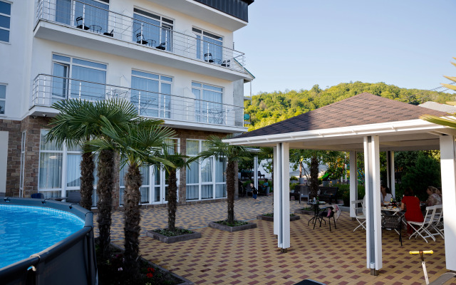 Edas Guest house