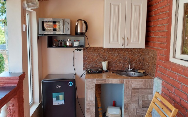S Vidom na Gory Luchana Private House