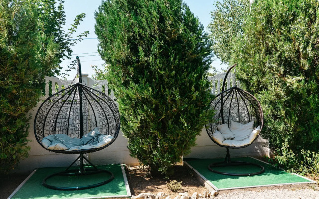 Anastasiya Guest House