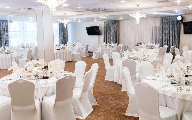 Отель Ривьера