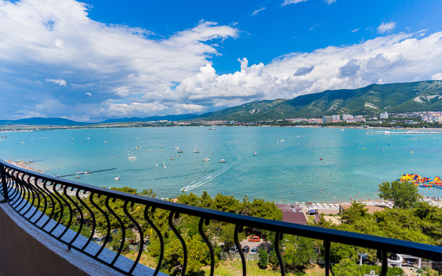 V Sredizemnomorskom Stile Ot LetoApart Apartments