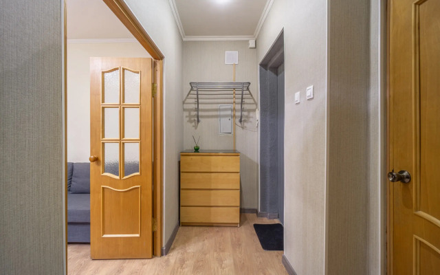 Na Lomonosovskoy Flat