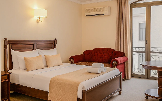 Отель Ritsa Hotel