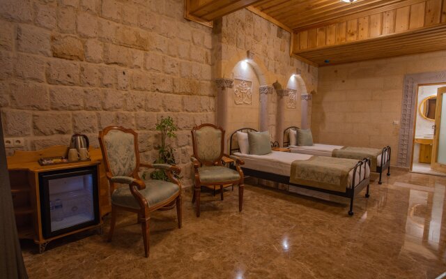 Cratus Stone Palace Hotel