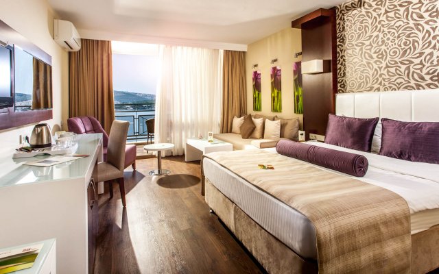 Tusan Beach Resort Hotel