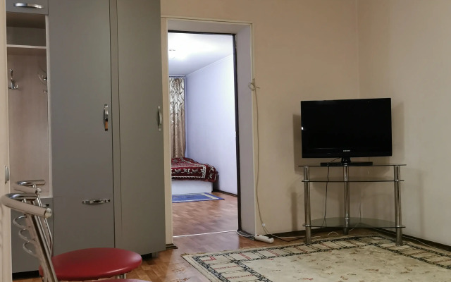 2-K v Tsentre Flat